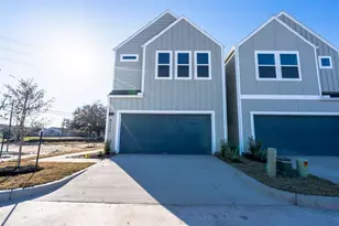 9113 Highland Northern Wy, Houston, TX 77088 - Photo 3