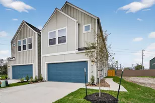 9113 Highland Northern Wy, Houston, TX 77088 - Photo 3