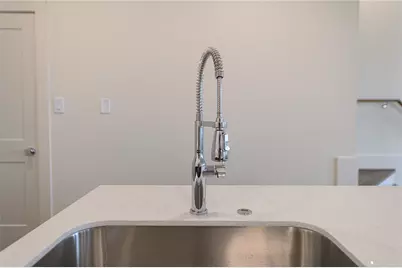 881 Rachel Street #B, Houston, TX 77091 - Photo 11