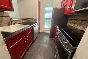 10075 Westpark Dr, Houston, TX 77042 - Photo 7