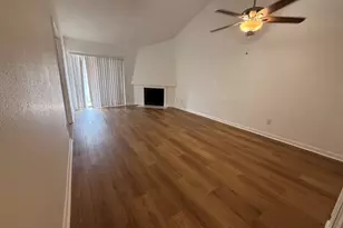 10075 Westpark Dr, Houston, TX 77042 - Photo 15