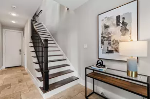 1104 W 22nd St, Houston, TX 77008 - Photo 9