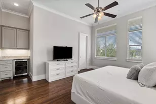 1104 W 22nd St, Houston, TX 77008 - Photo 25