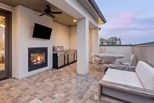 1104 W 22nd St, Houston, TX 77008 - Photo 7