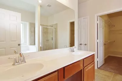 8922 Sailing Drive, Humble, TX 77346 - Photo 13