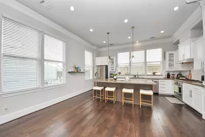 9614 Riddlewood Ln, Houston, TX 77025 - Photo 13