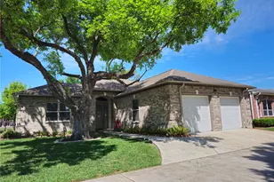 11285 Riverview Way, Houston, TX 77042 - Photo 1