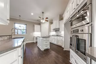 11285 Riverview Way, Houston, TX 77042 - Photo 13