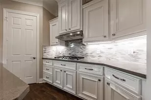 11285 Riverview Way, Houston, TX 77042 - Photo 15