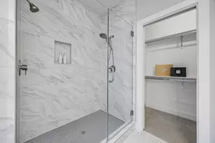114 E 33rd St, Houston, TX 77018 - Photo 17