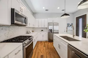 114 E 33rd St, Houston, TX 77018 - Photo 5