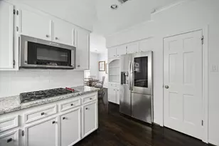 6107 Charlotte, West University Place, TX 77005 - Photo 19