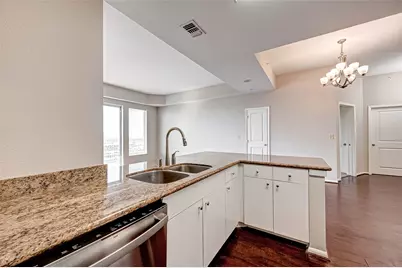 3505 Sage Road #2106, Houston, TX 77056 - Photo 13