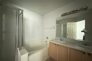 14934 Sugar Sweet Dr, Sugar Land, TX 77498 - Photo 9