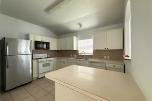 14934 Sugar Sweet Dr, Sugar Land, TX 77498 - Photo 3