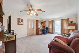 5927 Clarewood Dr, Houston, TX 77081 - Photo 21