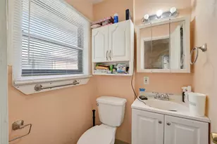 5927 Clarewood Dr, Houston, TX 77081 - Photo 29