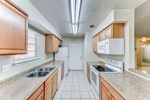 10015 Enchanted Stone Dr, Houston, TX 77070 - Photo 17