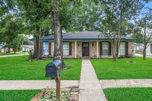 1923 Briarcreek Blvd, Houston, TX 77073 - Photo 1