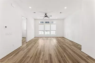 1526 Ojeman Road #A, Houston, TX 77055 - Photo 11