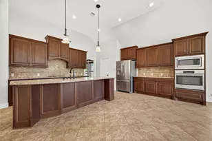 173 Pinnacle Ridge Dr, Montgomery, TX 77316 - Photo 5