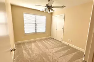 2710 Hullsmith Dr, Houston, TX 77063 - Photo 11