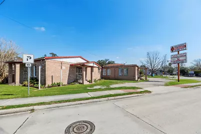 4110 N Main Street, Houston, TX 77009 - Photo 9