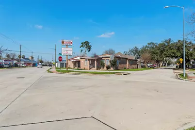 4110 N Main Street, Houston, TX 77009 - Photo 7