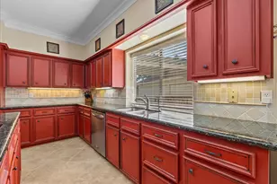 11807 Mighty Redwood Dr, Houston, TX 77059 - Photo 19