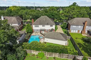 11807 Mighty Redwood Dr, Houston, TX 77059 - Photo 41