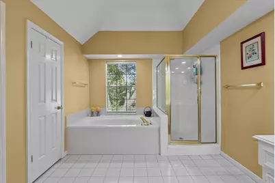 11807 Mighty Redwood Drive, Houston, TX 77059 - Photo 31