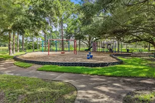 11807 Mighty Redwood Dr, Houston, TX 77059 - Photo 47