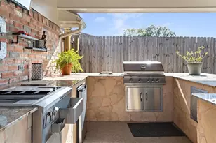 865 Nantucket Dr, Beaumont, TX 77706 - Photo 39