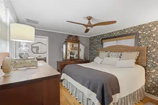 208 McPhail St, Tomball, TX 77375 - Photo 15