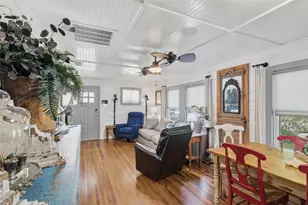 208 McPhail St, Tomball, TX 77375 - Photo 7