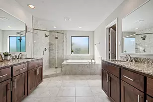 1154 W 10th St, Houston, TX 77008 - Photo 17