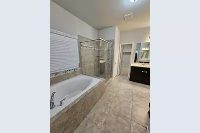 24258 Via Vitani Drive, Richmond, TX 77406 - Photo 33