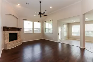2 Bellshill Cir, Conroe, TX 77304 - Photo 3