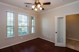 2 Bellshill Cir, Conroe, TX 77304 - Photo 11