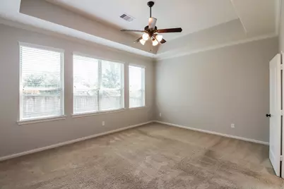 2 Bellshill Circle, Conroe, TX 77304 - Photo 9
