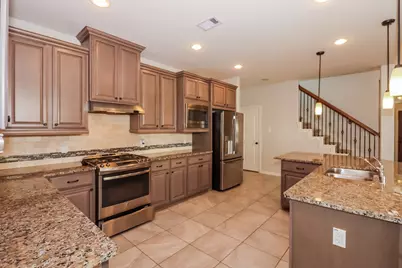 2 Bellshill Circle, Conroe, TX 77304 - Photo 7