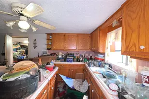 13431 County Rd 282, Alvin, TX 77511 - Photo 5