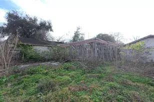 13431 County Rd 282, Alvin, TX 77511 - Photo 11