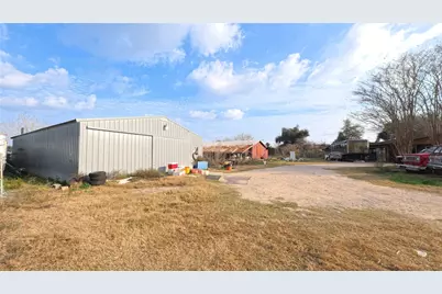 13431 County Road 282, Alvin, TX 77511 - Photo 13