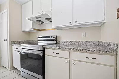 9707 Richmond Avenue #44, Houston, TX 77042 - Photo 13