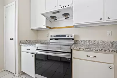 9707 Richmond Avenue #44, Houston, TX 77042 - Photo 15