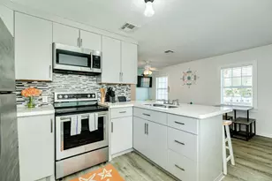 4015 Oleander Dr, Galveston, TX 77554 - Photo 17