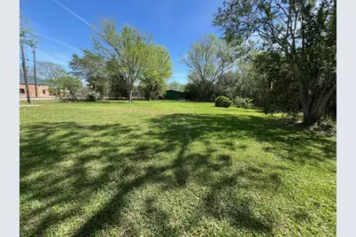 3414 E Walnut Street, Pearland, TX 77581 - Photo 1
