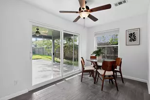417 W Hillary Cir, Sugar Land, TX 77498 - Photo 17