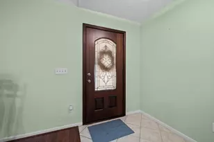 9627 Oldenburg Ln, Houston, TX 77065 - Photo 9